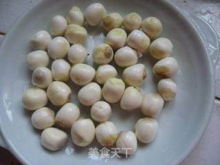 新鲜莲子汤的做法步骤：3