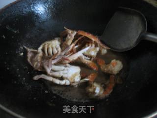 三眼蟹炒年糕的做法步骤：4