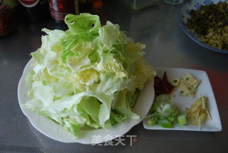 手撕包菜的做法步骤：2