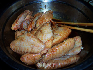 冬季养生菜---美味炸鸡翅的做法步骤：5