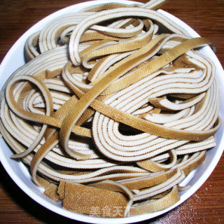 干丝白菜心的做法步骤：2