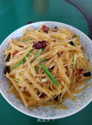 炝炒土豆丝的做法