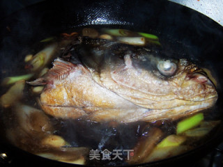 冬季养生菜--美味鱼头泡饼锅的做法步骤：9
