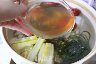【冬季养生菜】——花菇滋补参鸡汤的做法步骤：9