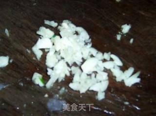 冬季养生菜---凉拌熏干芹菜叶的做法步骤：3