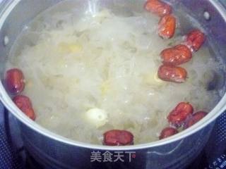 【冬季养生菜】银耳莲子薏米羹的做法步骤：7