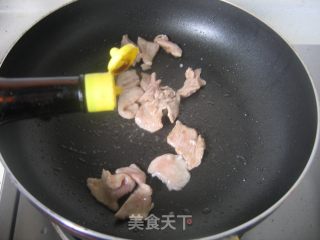 苹果炒肉片的做法步骤：3