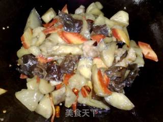 金蒜烧茄子的做法步骤：5