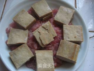 霉千张蒸肉的做法步骤：4