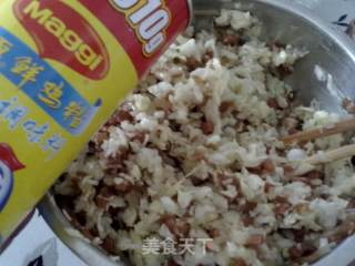 猪肉白菜粉条大蒸包的做法步骤：7