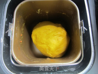 面包也养生：枸杞红豆面包的做法步骤：4