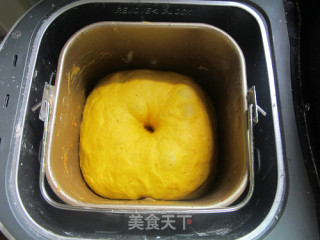 面包也养生：枸杞红豆面包的做法步骤：6
