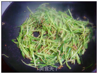 萝卜丝炒虾酱的做法步骤：8