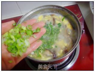 香菇肉蛋粥的做法步骤：17