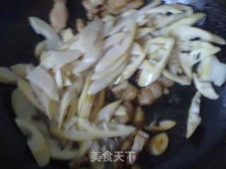 春笋肉片的做法步骤：5