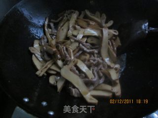 香干肉丝的做法步骤：6