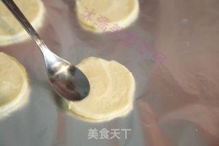 蛋白脆饼的做法步骤：7