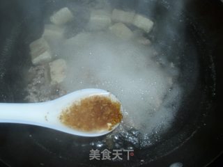 西洋菜肉末冻豆腐汤的做法步骤：5
