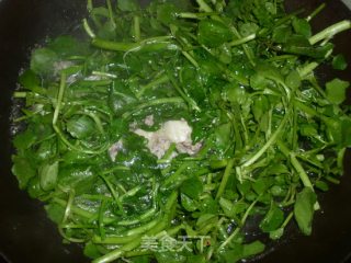 西洋菜肉末冻豆腐汤的做法步骤：7