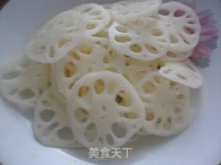 凉拌藕片的做法步骤：1