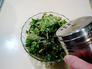 蜂蜜芹菜汁、麻酱生拌芹菜叶的做法步骤：11