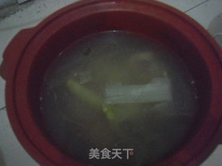 冬季养生菜-------茯苓山药骨头汤的做法步骤：9