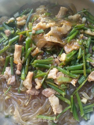 芹菜炒粉条的做法