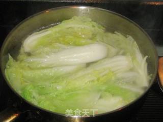 蚝油蘑菇娃娃菜的做法步骤：2