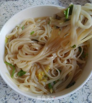 白菜爆锅面的做法
