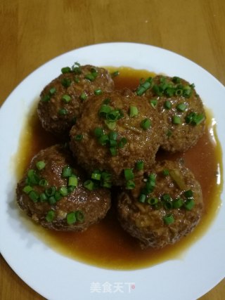 红烧狮子头的做法