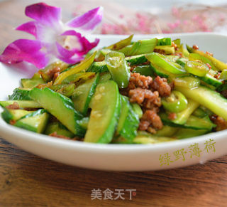 酱香肉末黄瓜的做法