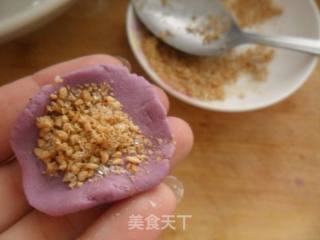 芝麻糯米球的做法步骤：4