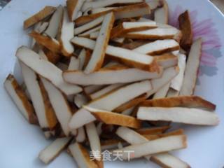 青椒炒豆腐干的做法步骤：2