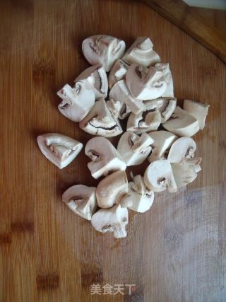 冬季最补充能量的家常味－红烧肉炖蘑菇的做法步骤：6
