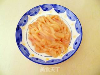 豆苗炒鸡肉的做法步骤：1