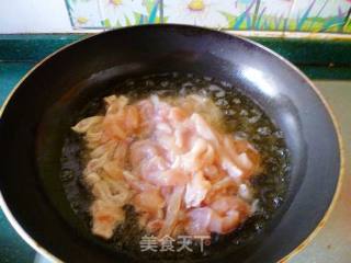 豆苗炒鸡肉的做法步骤：2