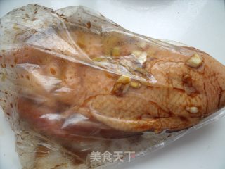 冬季养生菜---蜜汁烤鸭的做法步骤：4