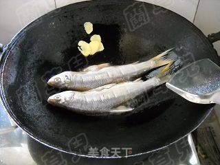剁椒香酥刁子鱼的做法步骤：4