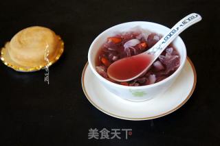 紫薯百合银耳甜汤的做法