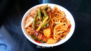 五花肉焖面的做法