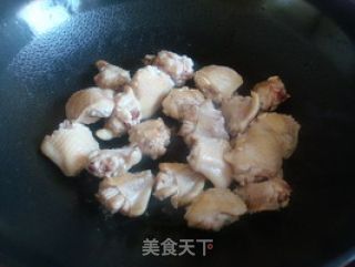 板栗烧鸡翅的做法步骤：4