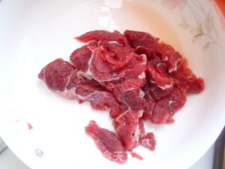 牛肉芦笋千张卷的做法步骤：2