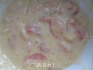 炸里脊肉的做法步骤：2
