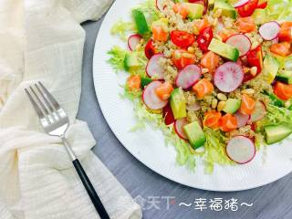 三文鱼藜麦沙拉