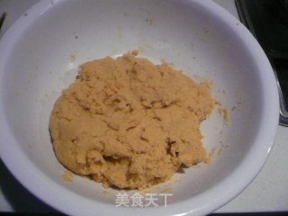 蒸窝窝头的做法步骤：1