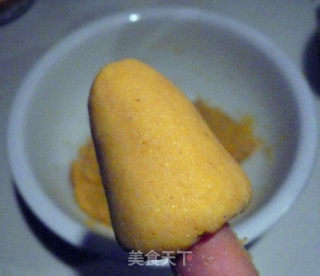 蒸窝窝头的做法步骤：2