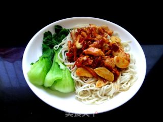 香辣鸡肉面的做法