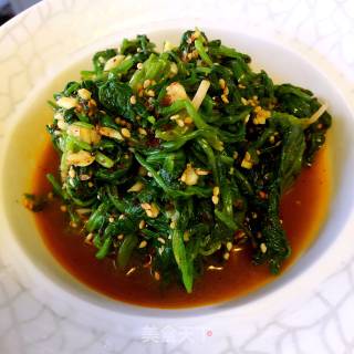 炝拌菠菜的做法