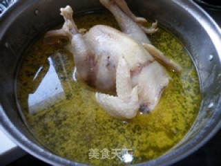 栗子母鸡汤的做法步骤：1