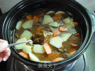 补中益气、强健筋骨—咖喱牛肉煲的做法步骤：11
